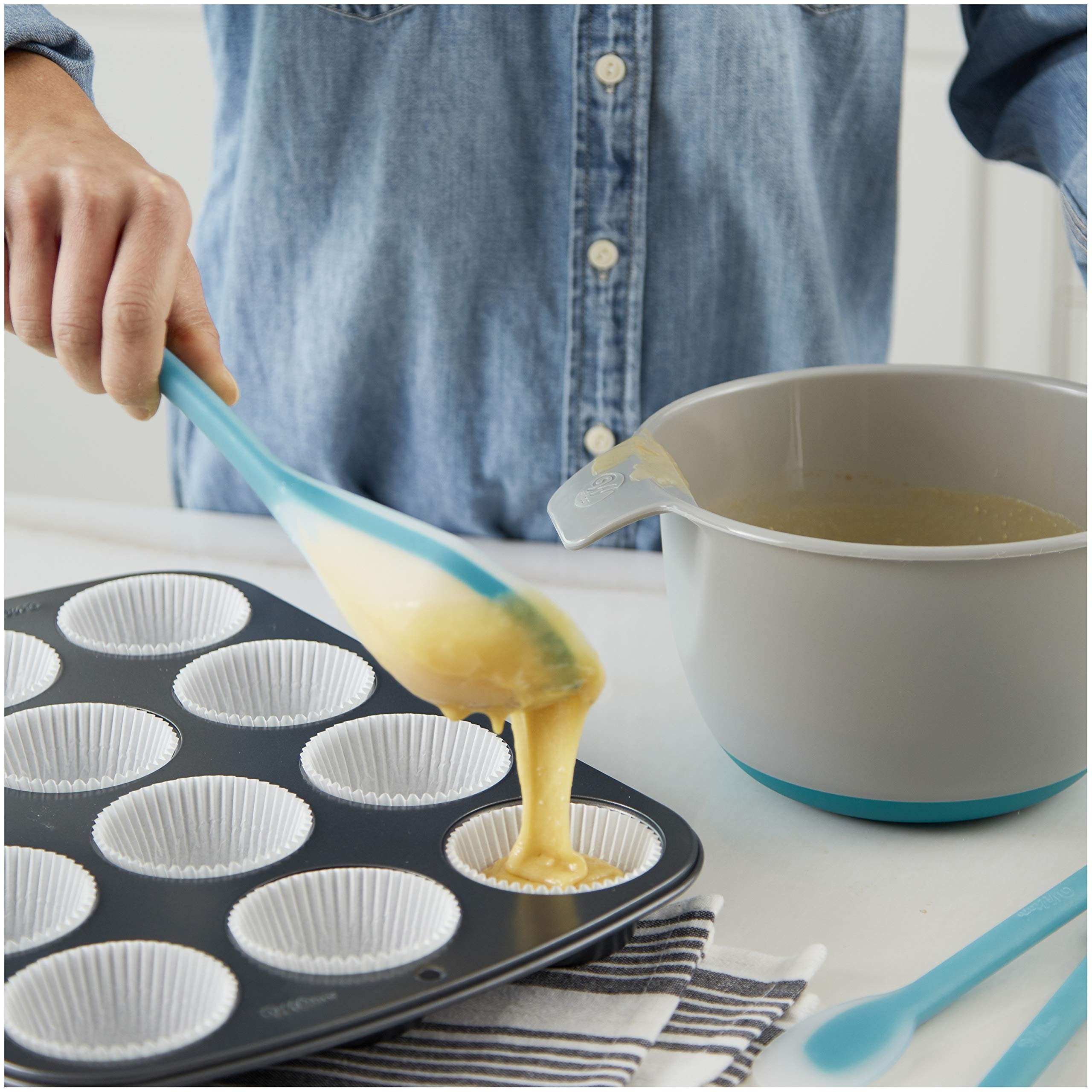 Wilton Versa-Tools Mix and Mash Spatula, Nylon