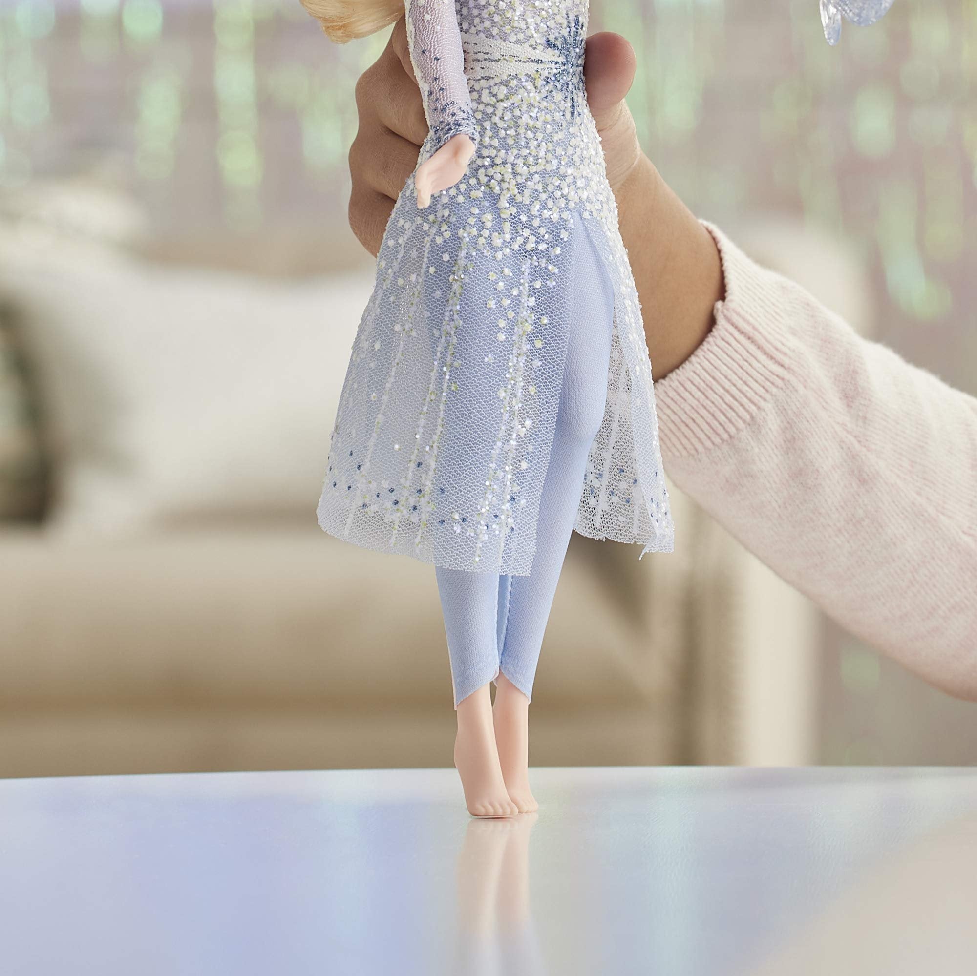 Hasbro Disney Frozen Magical Discovery Elsa Doll with Lights and Sounds, Toy for Kids Inspired 2 Movie