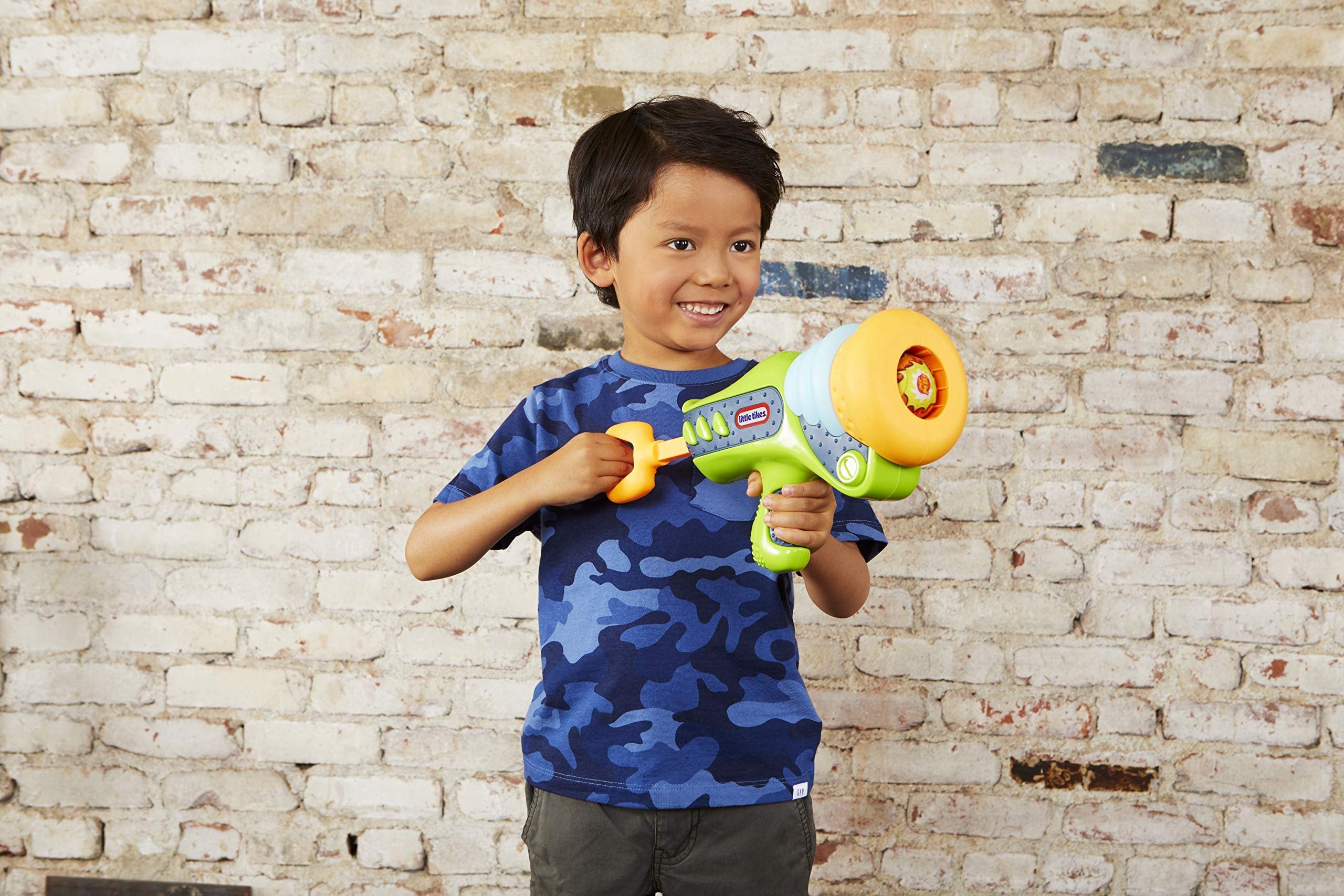 Little Tikes Mighty Blasters - Boom Blaster Toy Blaster with 3 Soft Power Pods for Boys and Kids