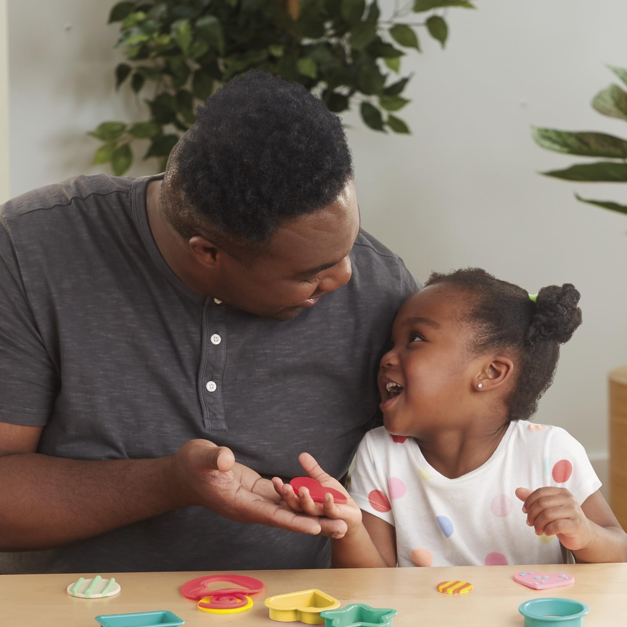 Play-Doh Numbers and Shapes Playset with 17 Tools & 20 Compound Sticks, Kids Arts & Crafts, Preschool Toys, for Girls & Boys, Ages 3+