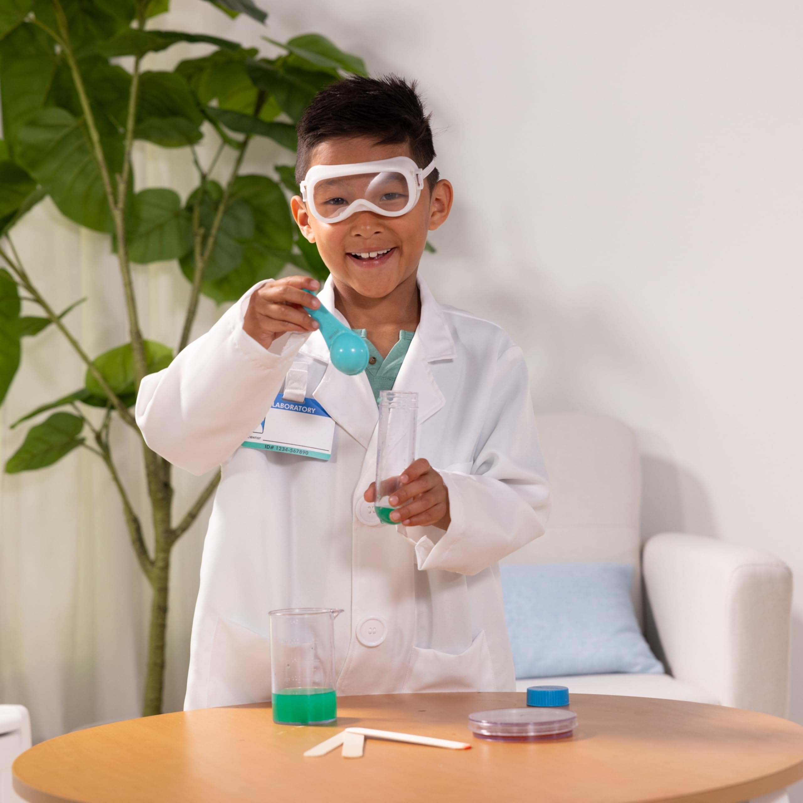 Melissa & Doug Scientist Role Play Costume Set (X pcs) - Lab Coat, Goggles, 6 Experiments