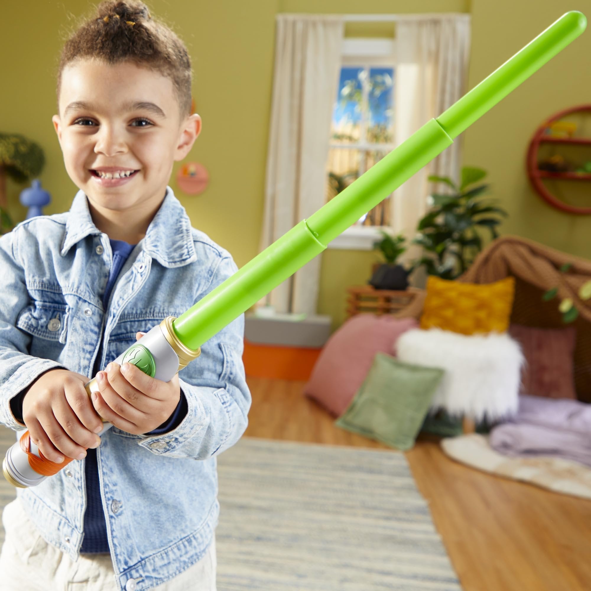 Star Wars: Young Jedi Adventures Kai Brightstar Green Extendable Lightsaber, Toys, Preschool Toys for 3 Year Old Boys & Girls