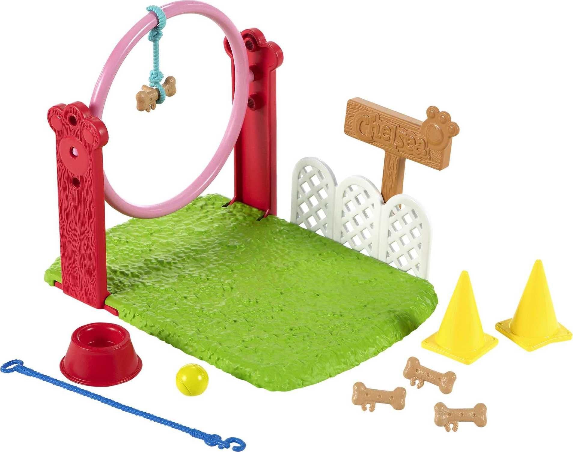 Barbie Chelsea Can Be Doll & Playset, Blonde Dog Trainer Small Doll with Dog & 10 Accessories, Including Leash, Jumping Hoop, Obstacle Cones & More