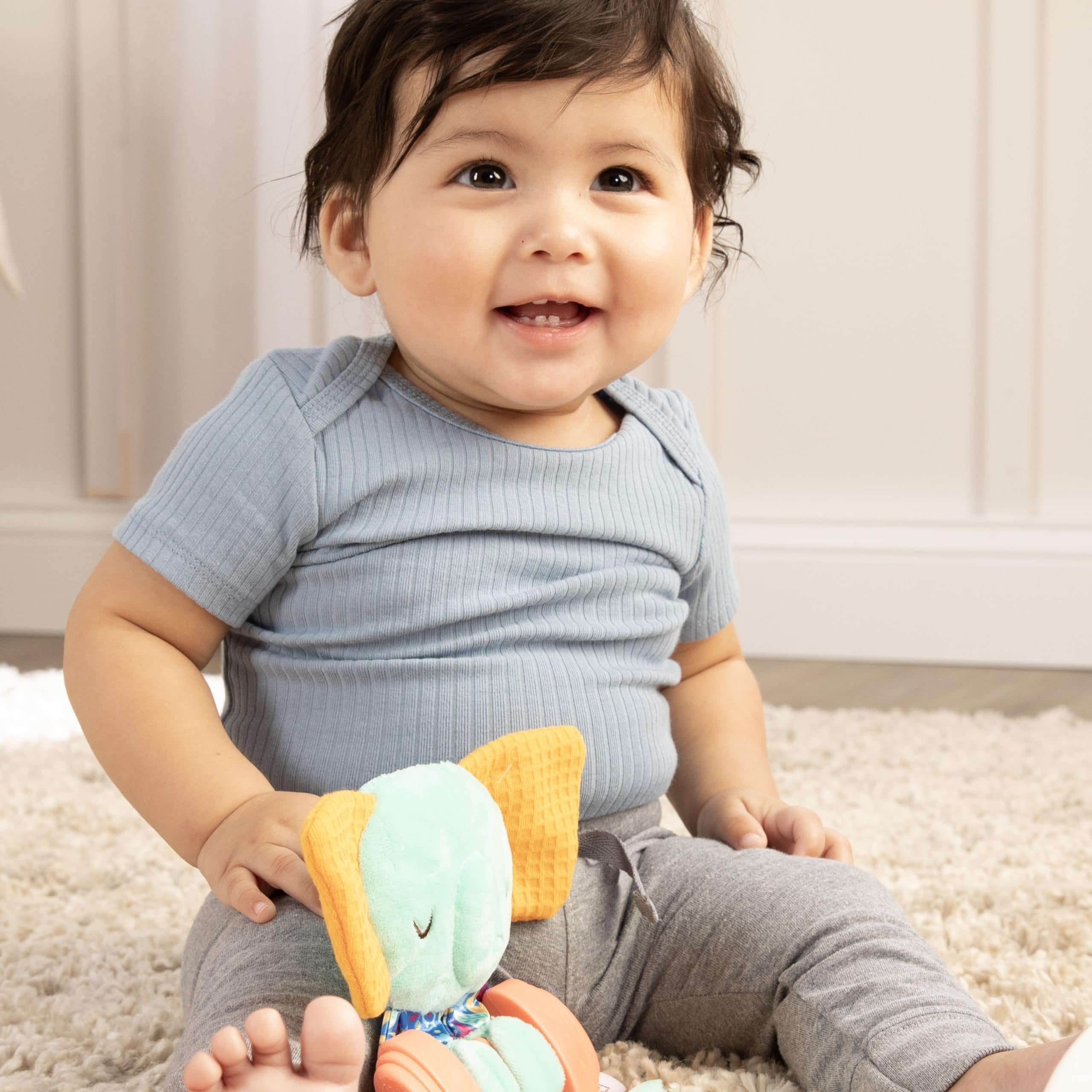 BEBE FUERTE Move & Groove Crinklie Elephant by Robin Arzon - Baby Crinkle Toys - Sensory Toys for Fine Motor Skills - Baby and Toddler Gifts for Ages 0 Months and Up