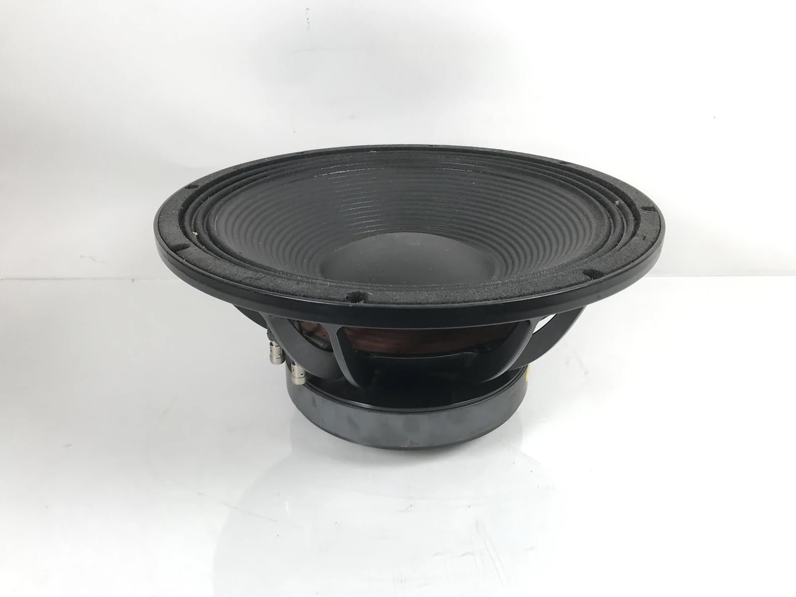 B&C Speakers 15TBW100-4 15-inch Professional Woofer 1500 Watts Rms 3000 Watts Peak 4 Ohms Ventilated Voice Coil Gap Subwoofer Motorcycle Car Pro Audio Sound Speaker - ALT15TBW1004M