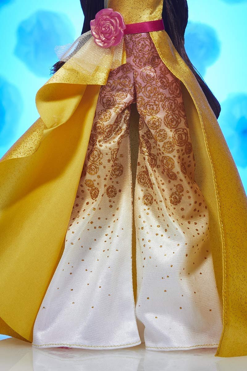 Disney Princess Style Series 08 Belle, Contemporary Style Fashion Doll with Accessories, Collectable Toy for Girls 6 Years and Up