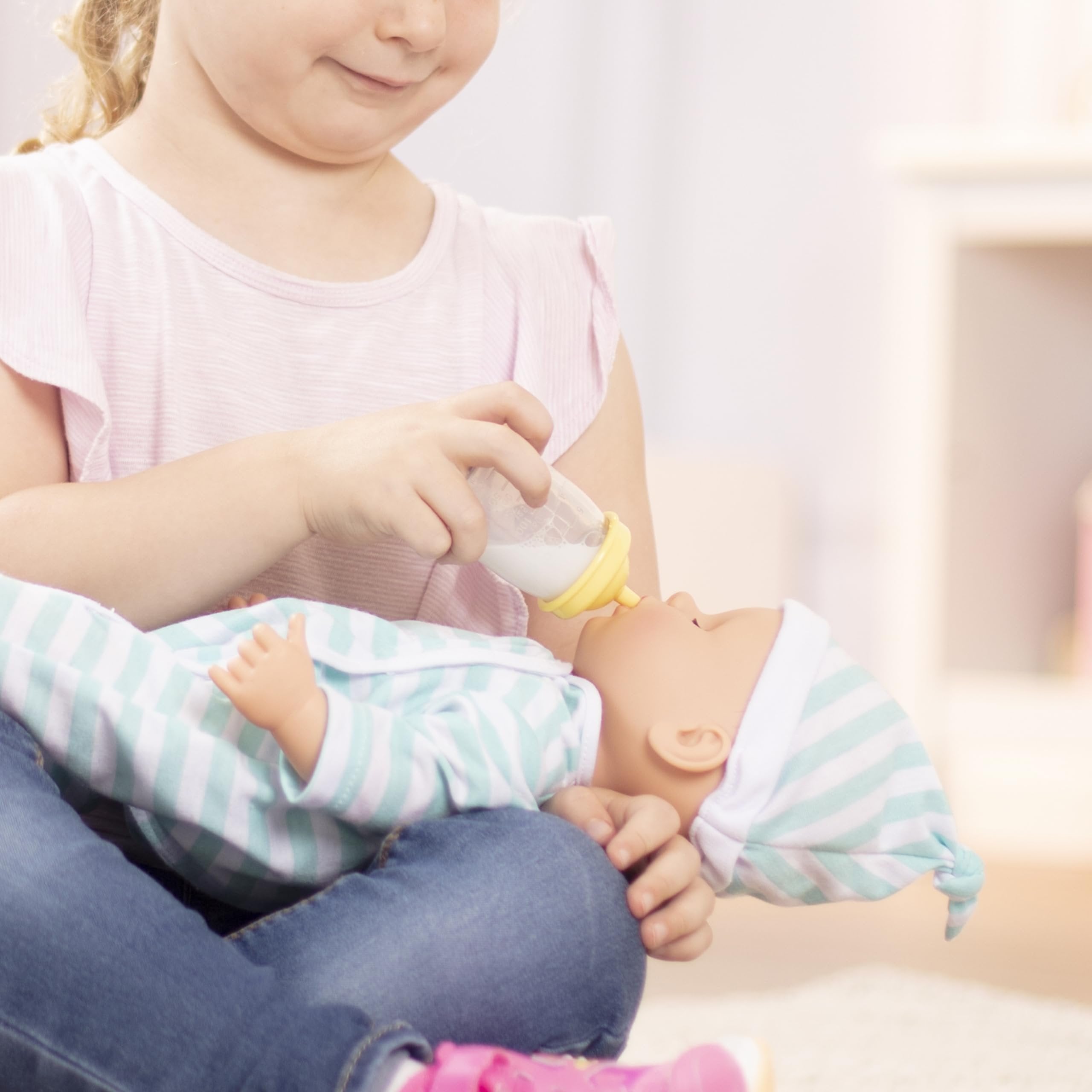 Melissa & Doug Mine to Love Mealtime Play Set for Dolls with Bottle, Pretend Baby Food Jars, Snack Pouch, More (24 pcs)