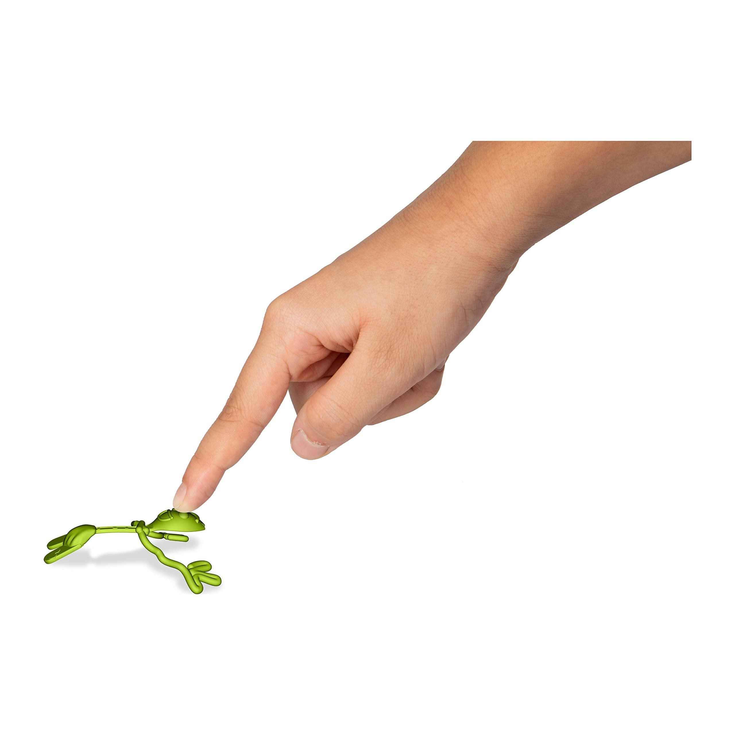 Cardinal Disney Pixar Toy Story 4 Trash Bin Bonanza Game with Woody and Forky