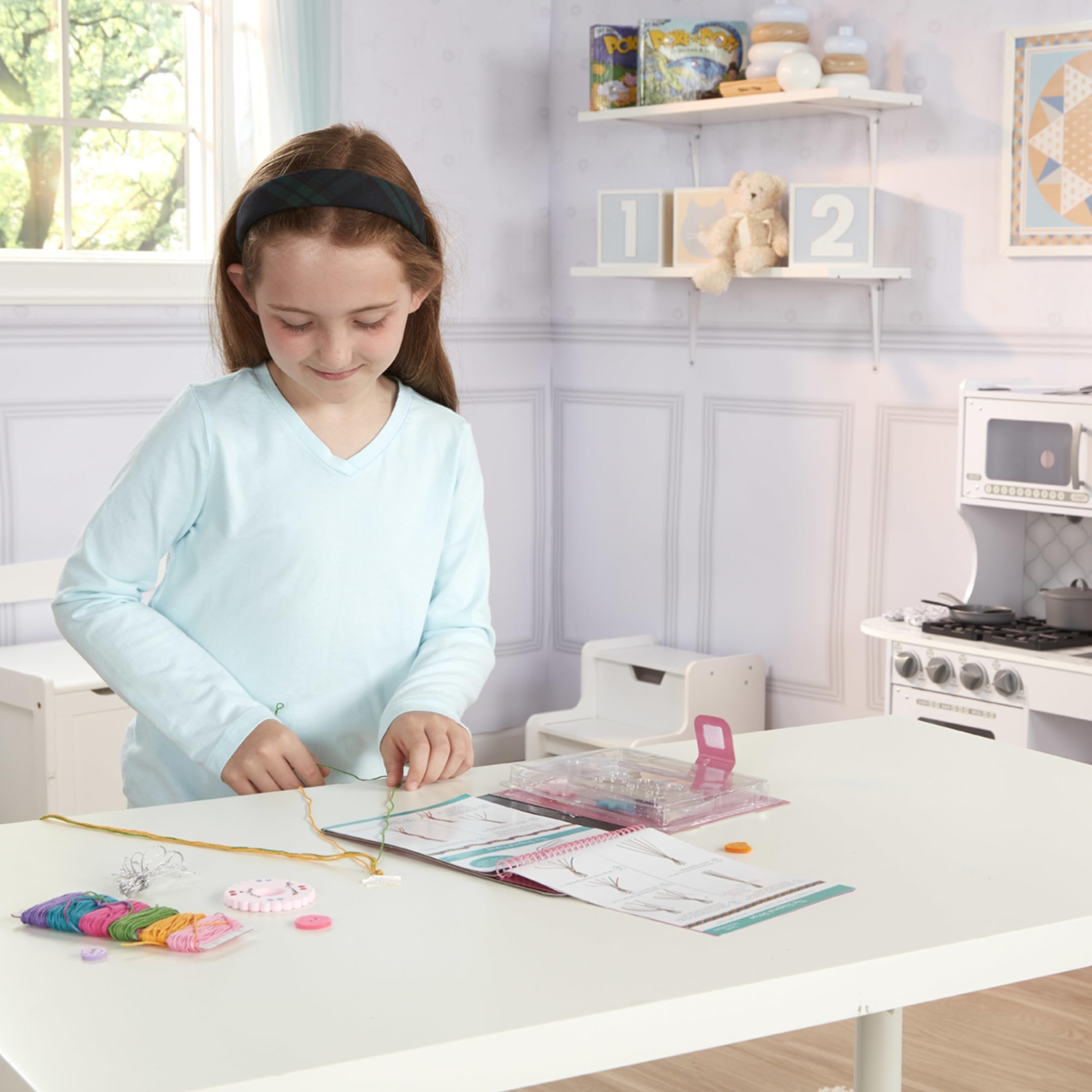 Melissa & Doug On the Go Friendship Bracelet Craft Set (Makes 10+ Bracelets)