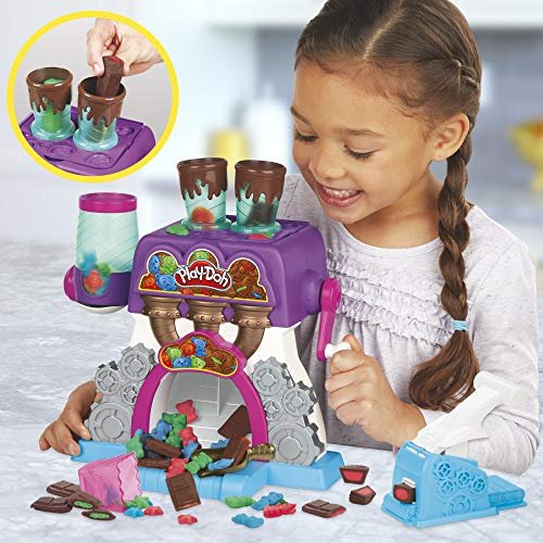 Play-Doh Kitchen Creations Candy Delight Playset for Kids 3 Years and Up with 5 Cans, Non-Toxic