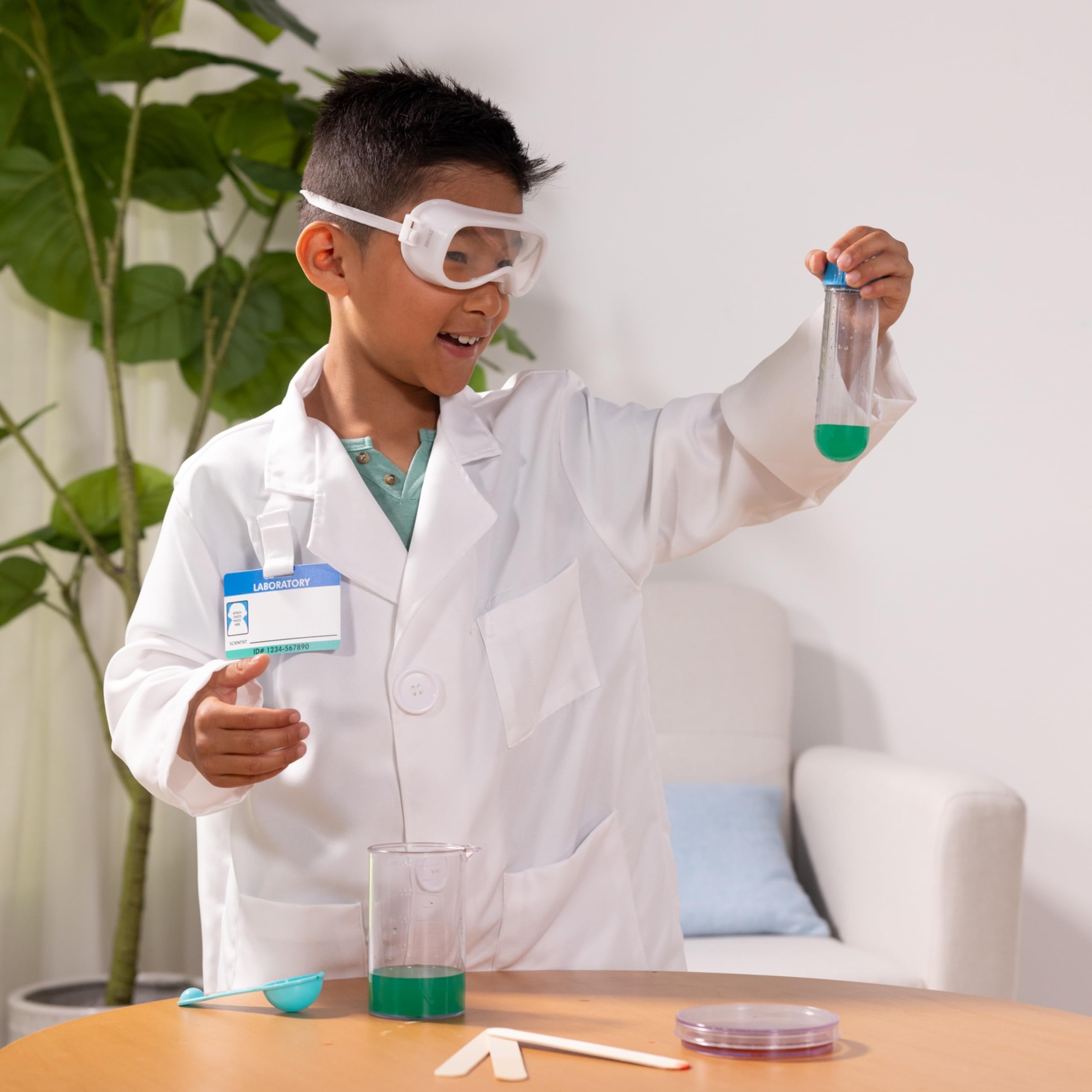 Melissa & Doug Scientist Role Play Costume Set (X pcs) - Lab Coat, Goggles, 6 Experiments