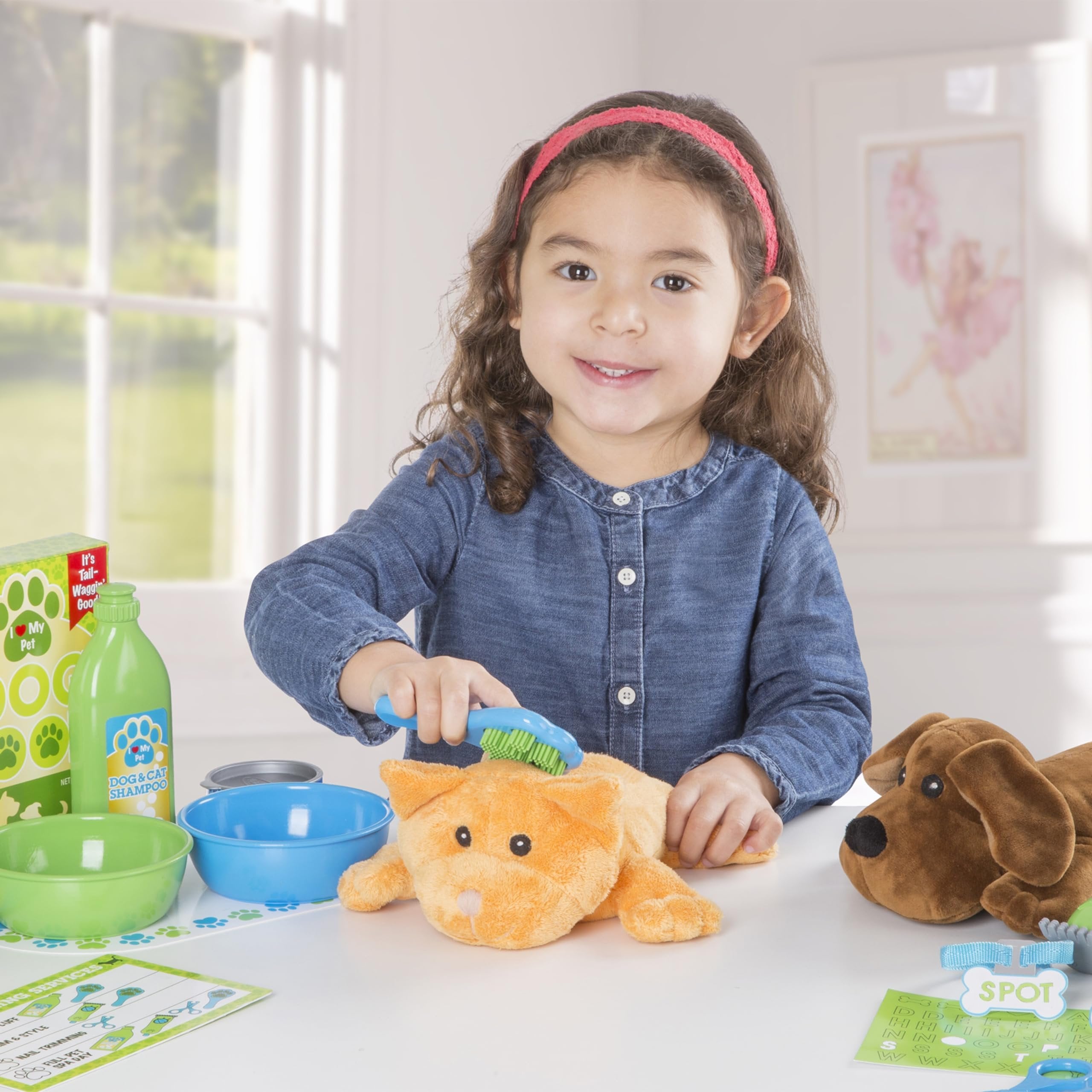 Melissa & Doug Feeding and Grooming Pet Care Play Set - Pretend Play Vet Toy Veterinarian Kit For Kids