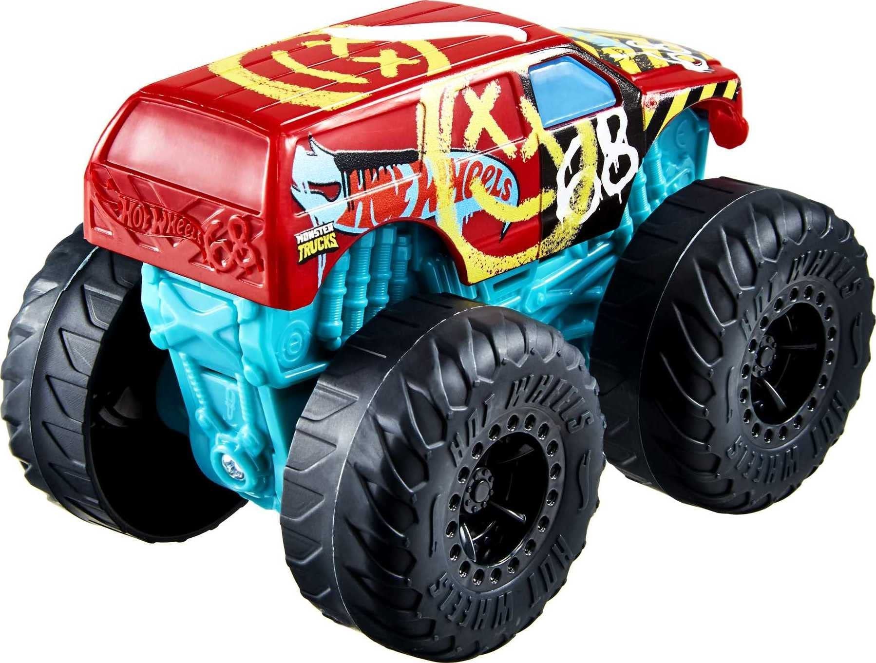 Hot Wheels Monster Trucks Roarin’ Wreckers, 1 1:43 Scale Truck with Lights & Sounds, Plays Truck’s Theme Song, Toy for Kids 3 Years Old & Older