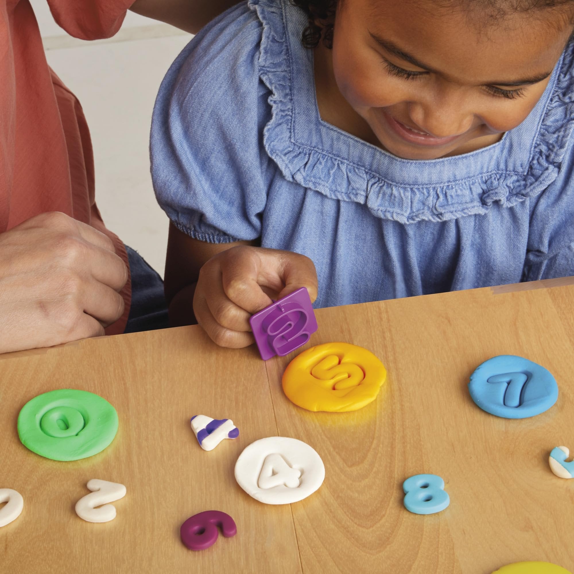 Play-Doh Numbers and Shapes Playset with 17 Tools & 20 Compound Sticks, Kids Arts & Crafts, Preschool Toys, for Girls & Boys, Ages 3+