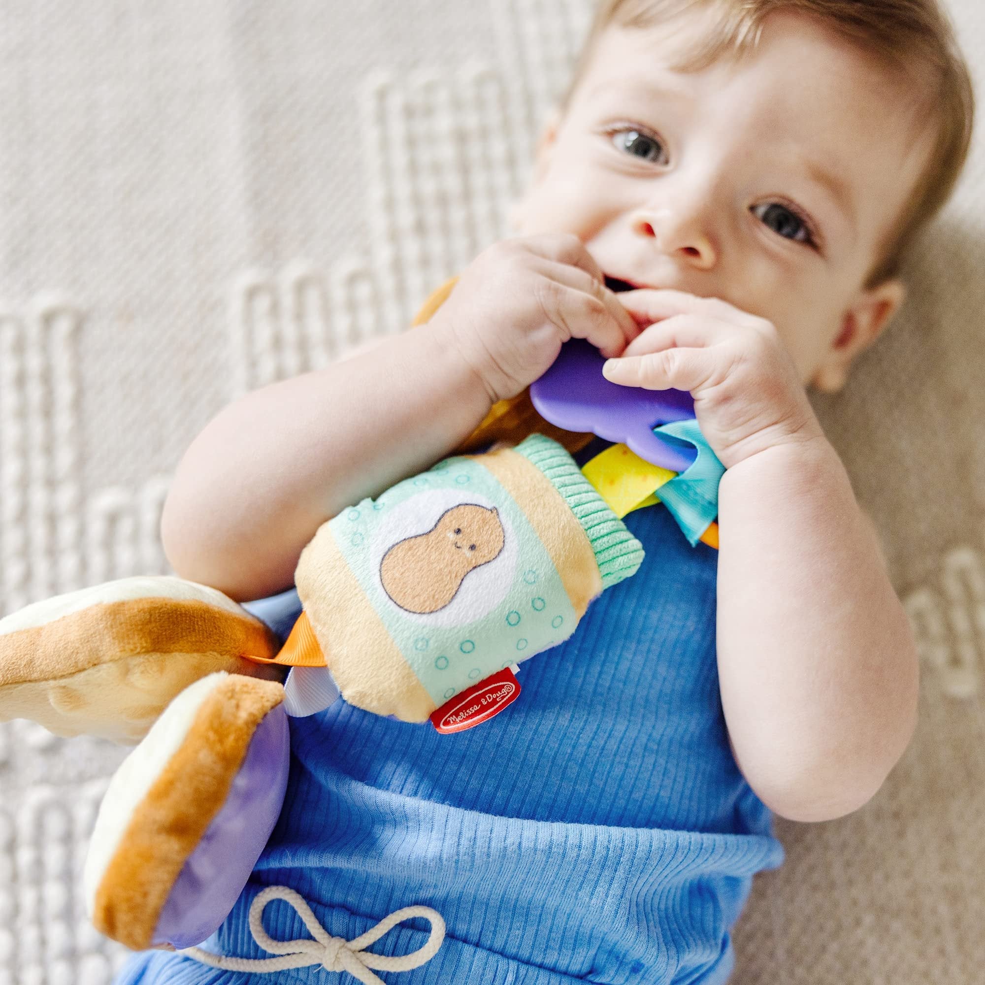 Melissa & Doug Multi-Sensory PB&J Take-Along Clip-On Baby Toy | Sensory Toy for Infants | Developmental Toy for Toddlers | 0+ | Gift for Baby Boys or Baby Girls