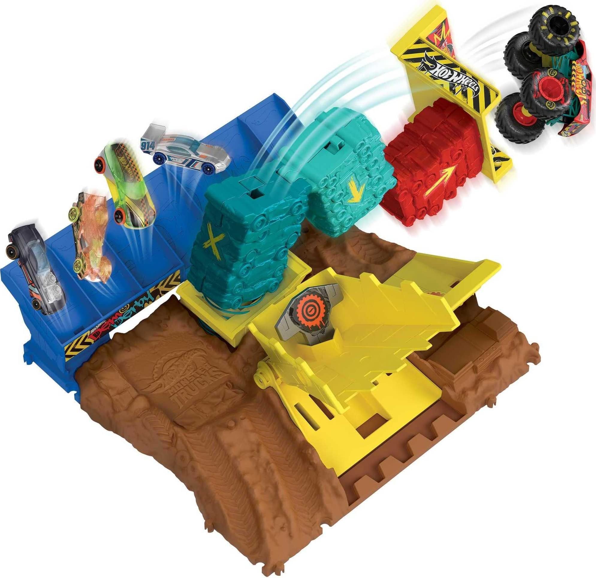 Hot Wheels Monster Trucks Playset & Toy Truck, Arena Smashers Demo Derby Car Jump Challenge, 1:64 Scale Demo Derby & 2 Crushable Cars