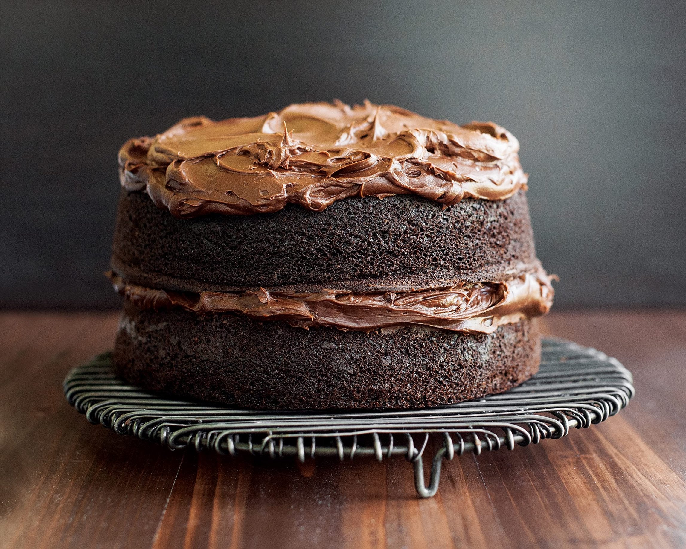 Nordic Ware Natural Aluminum Commercial Round Layer Cake Pan Baking Essentials, 9", Silver