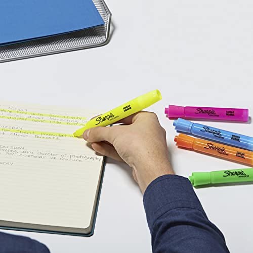 SHARPIE Tank Style Highlighters, Chisel Tip, Fluorescent Yellow, 4 Count