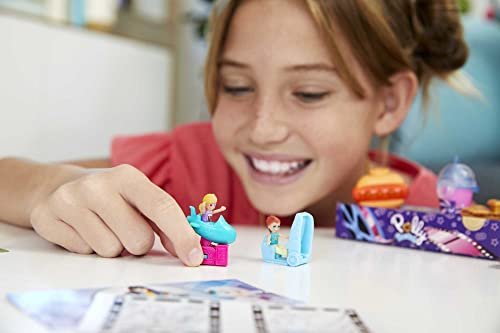 Polly Pocket Un-Box-It Playset, Popcorn Shaped Box Opens to a Movie Theater Adventure, 20 Accessories Including 2 Micro Dolls & 3 Tiny Takeaways