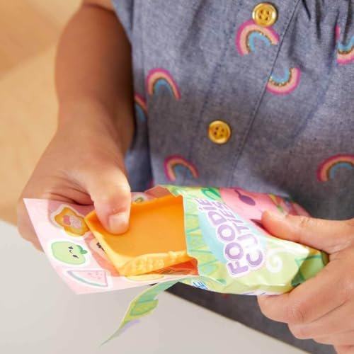 Baby Alive Foodie Cuties, Surprise Toy for Stocking Stuffers, Mini Dolls for Kids, 10 Surprises in Lunchbox-Style Case (Styles May Vary), for Girls & Boys, 3+