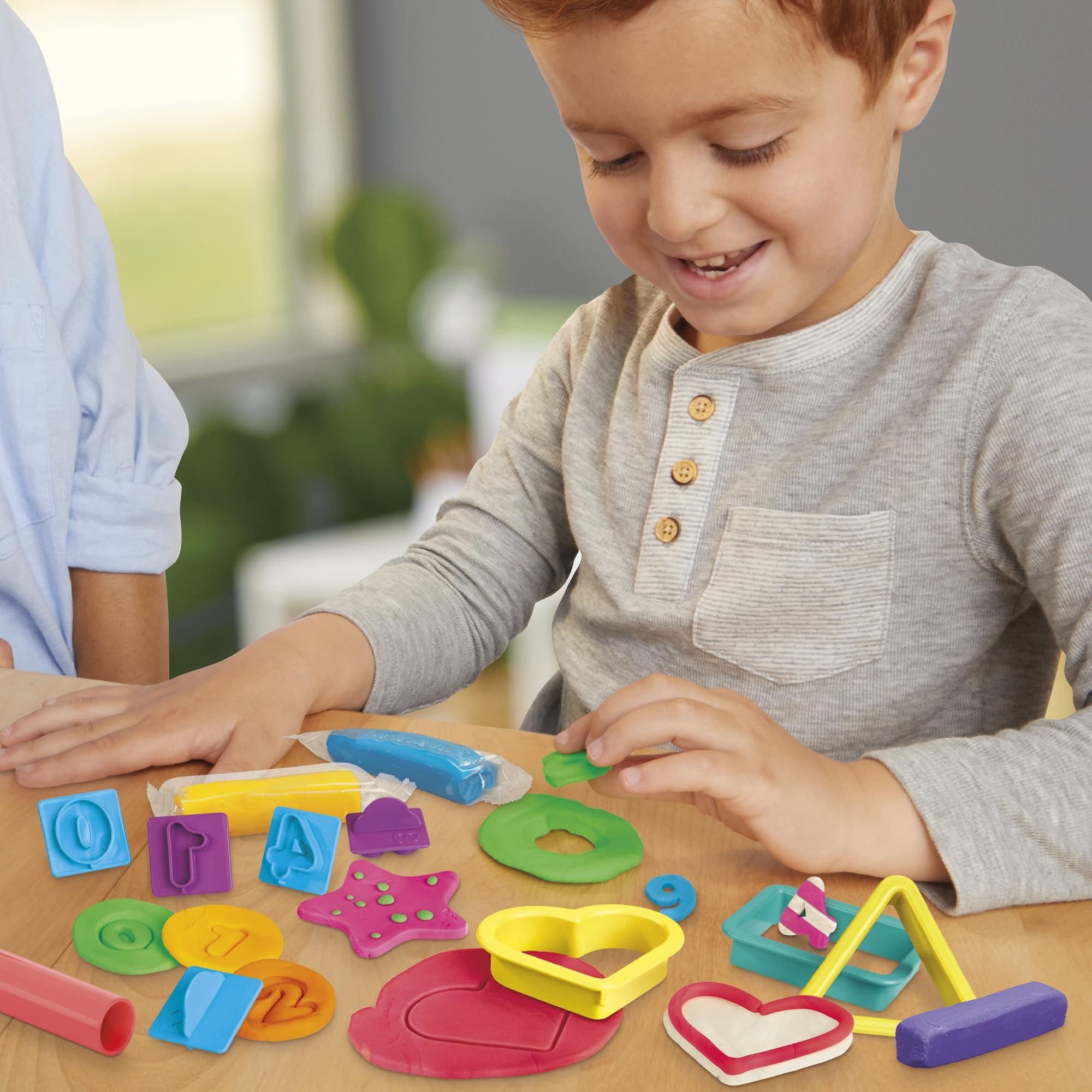 Play-Doh Numbers and Shapes Playset with 17 Tools & 20 Compound Sticks, Kids Arts & Crafts, Preschool Toys, for Girls & Boys, Ages 3+