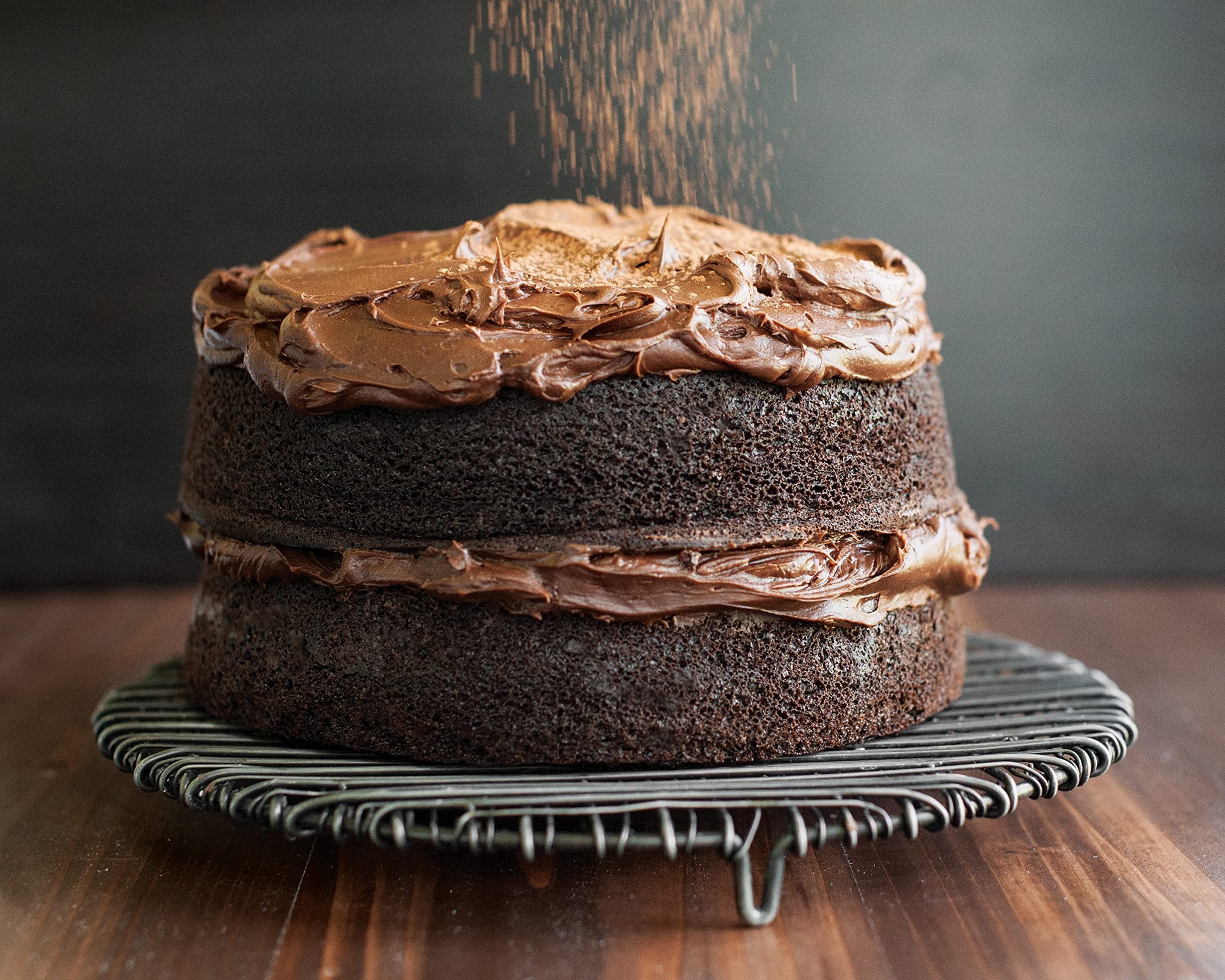 Nordic Ware Natural Aluminum Commercial Round Layer Cake Pan Baking Essentials, 9", Silver