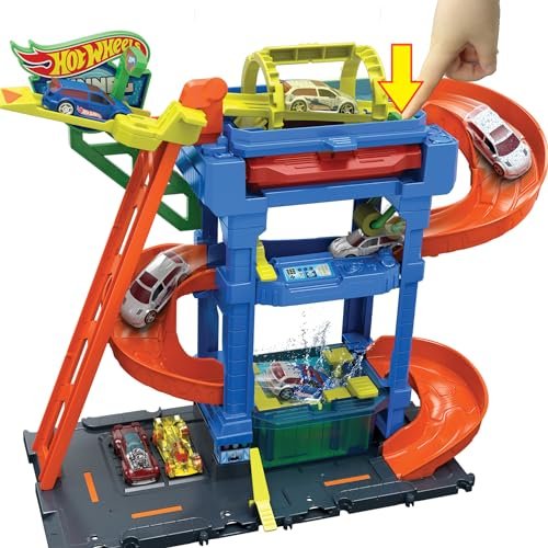 Hot Wheels Let's Race Netflix City Toy Car Track Set, Colour Changing Tunnel Car Wash with 1 Colour Changing Vehicle in 1:64 Scale HTN80