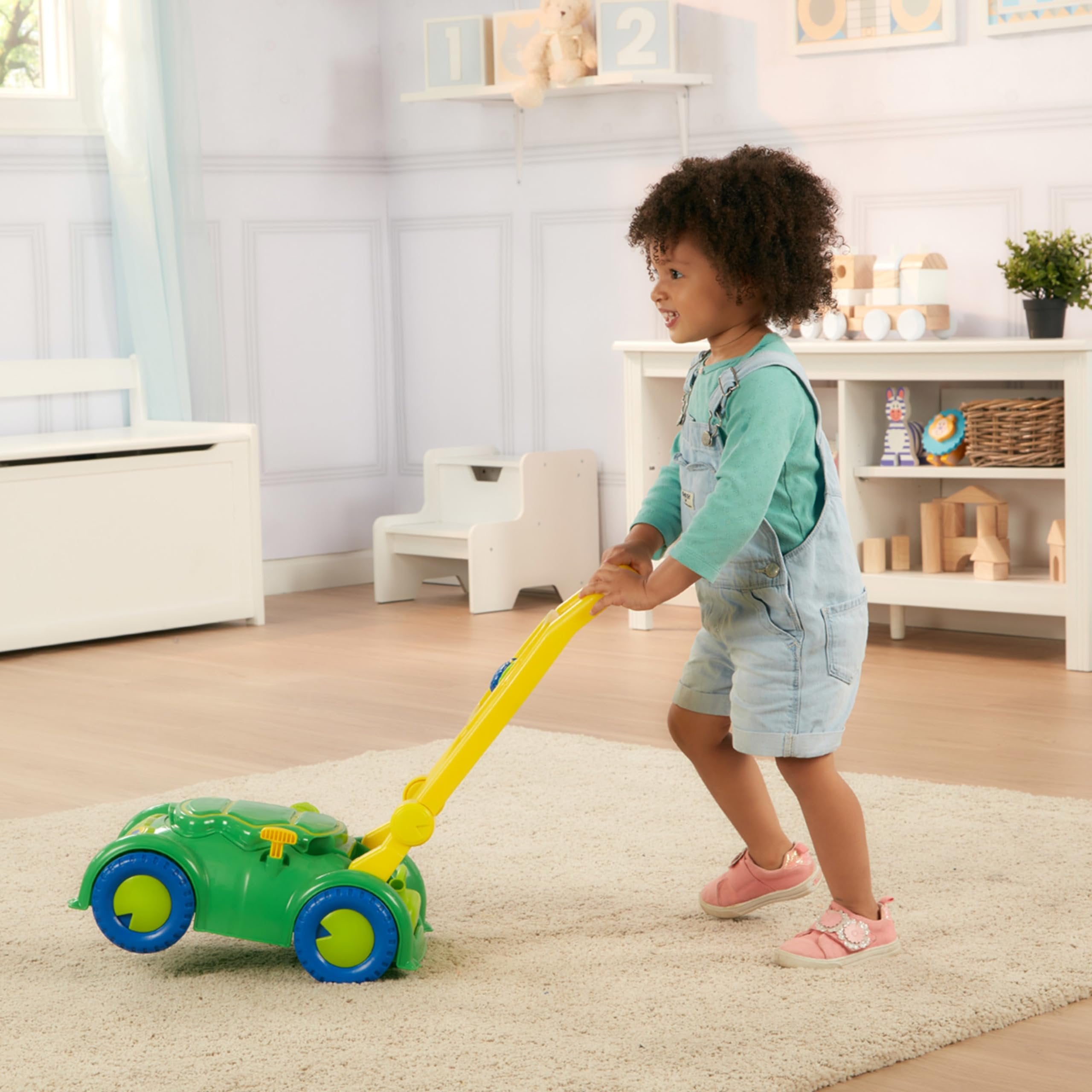 Melissa & Doug Sunny Patch Snappy Turtle Lawn Mower - Pretend Play Toy for Kids