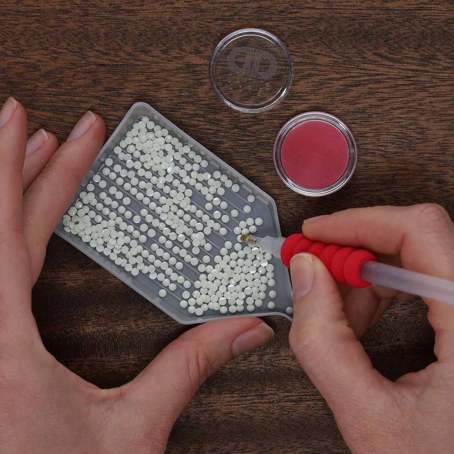 Leisure Arts Lily Diamond Art KIT 12"