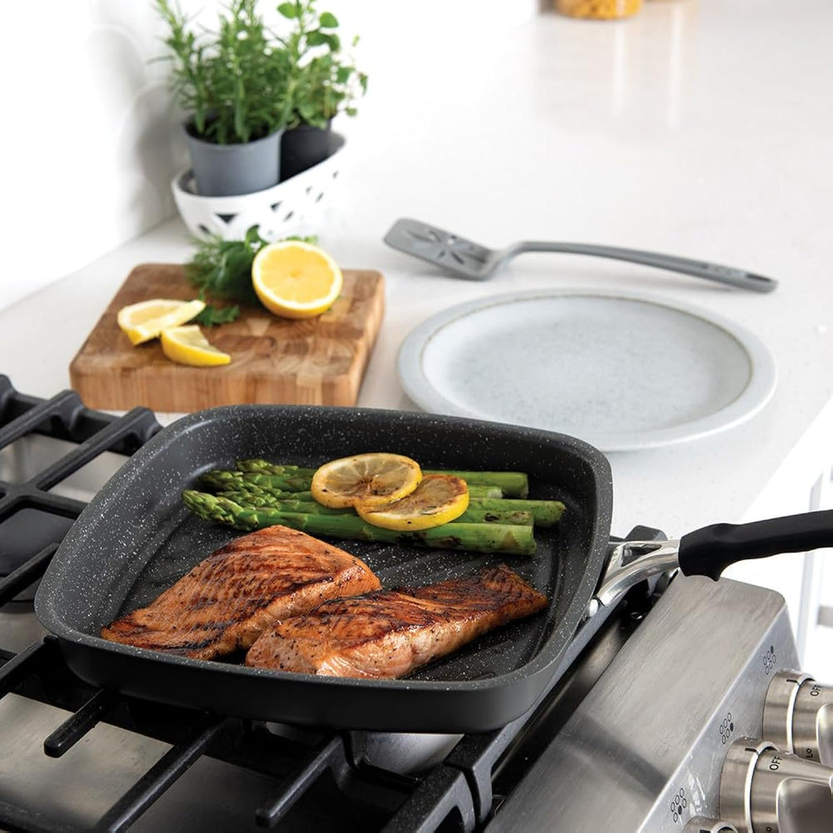 Nordic Ware Verde Aluminized Steel Cookware with Ceramic Coating, Searing Grill Pan 10-Inch