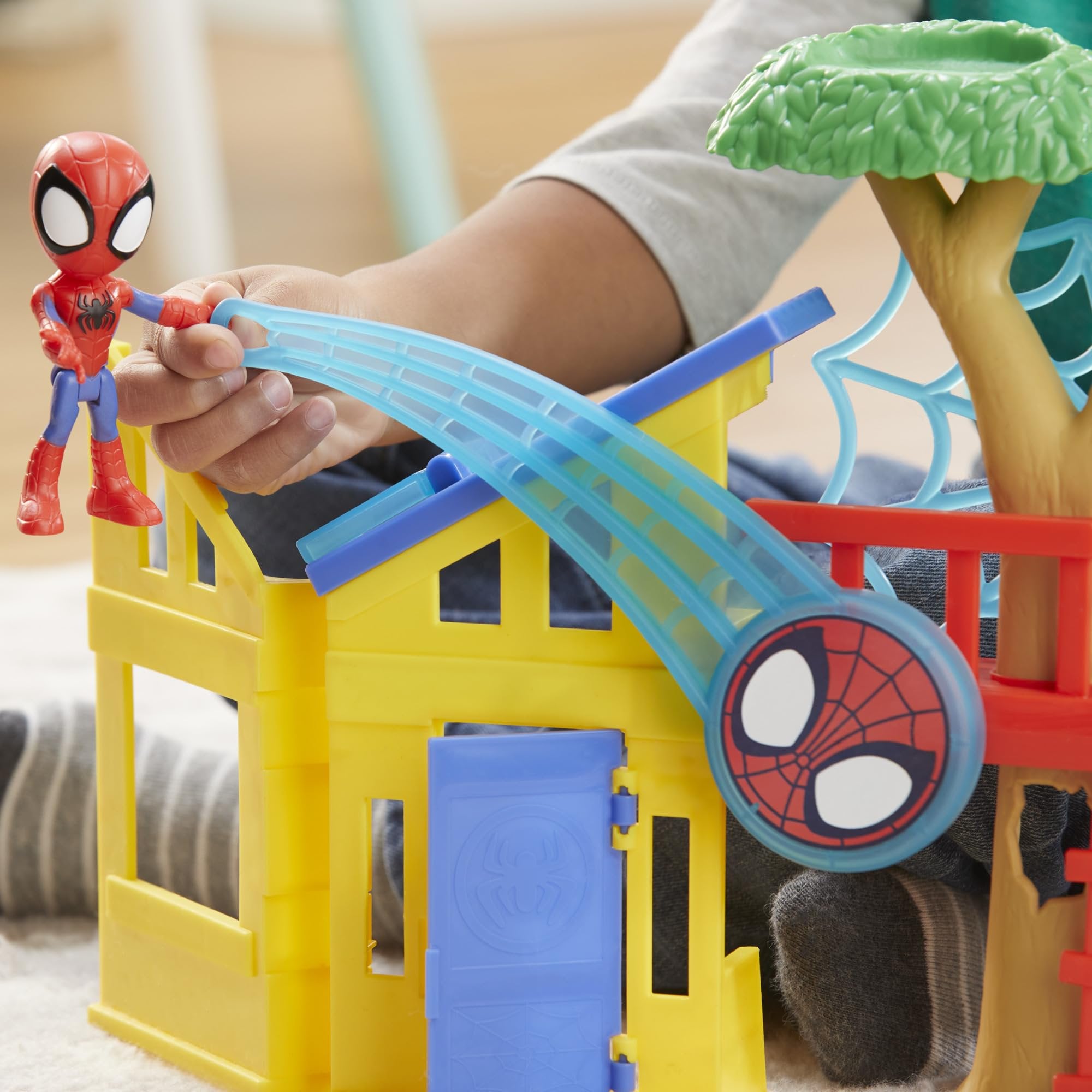 Spidey and his Amazing Friends Spidey Playground Playset, Includes 4-Inch Action Figure, Marvel Super Hero Toys for Kids 3 and Up