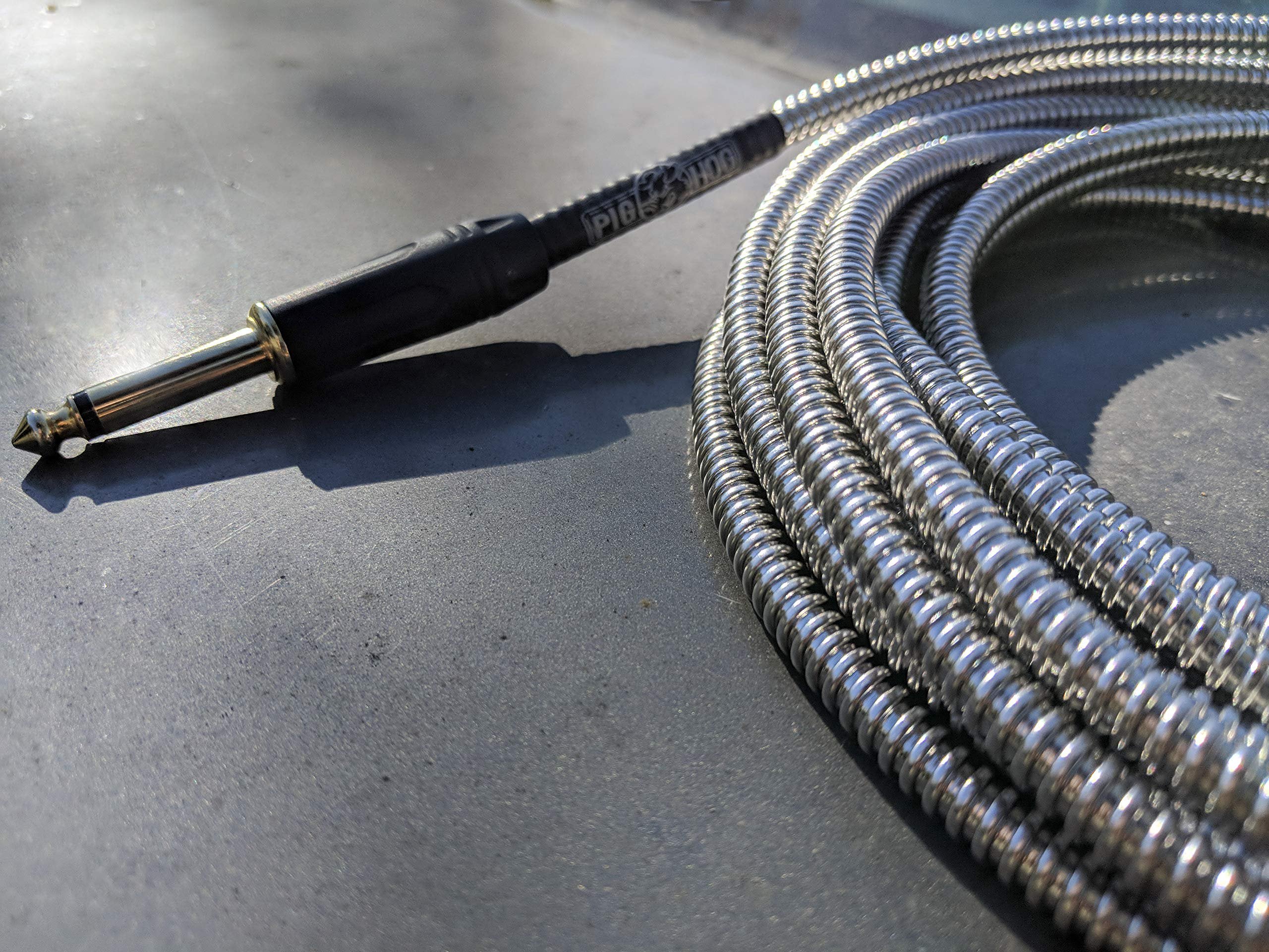 Pig Hog PHAC-10R Armor Clad Right-Angle 1/4" to 1/4" Guitar Instrument Cable