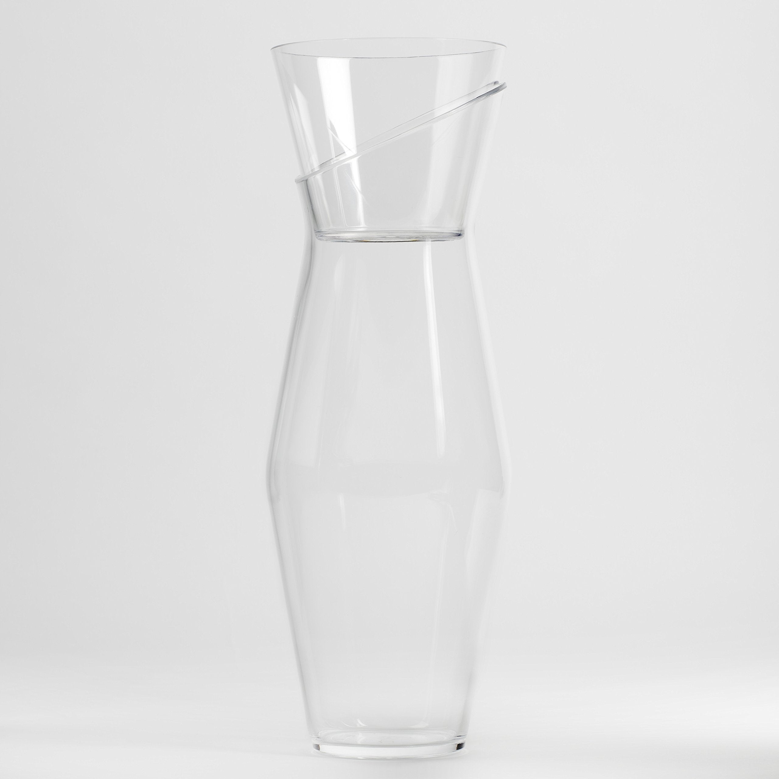 American Metalcraft WC41 Clear Water Carafe with Cup, Angled, 44-Ounces