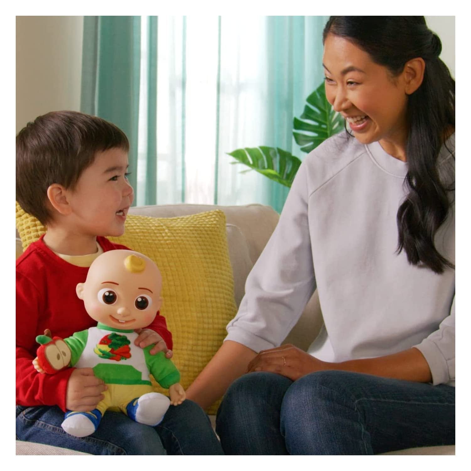 CoComelon Jazwares Musical Snack Time JJ Doll (CMW0180)