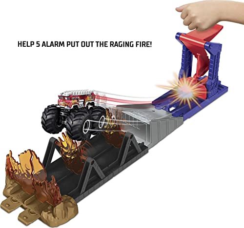 Hot Wheels Monster Trucks Toy Playset with 1:64 Scale Die-Cast 5-Alarm Fire Truck, Fire Through Challenge, Launch Vehicle Over Spinning Flames