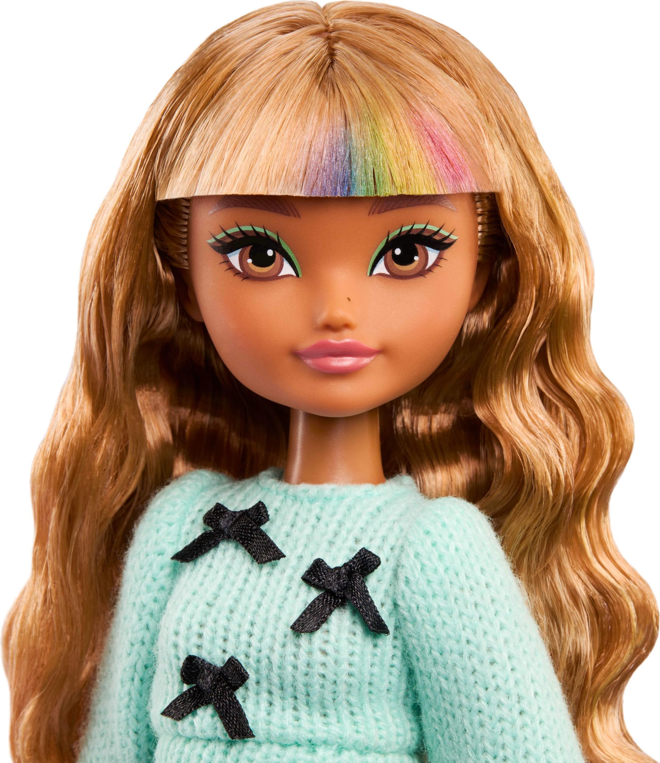 Barbie Dream Besties Doll and Accessories, Zia Posable Fashion Doll with Removable Fashions & Wavy Brown Hair, 7 Hair & Moon Themed Pieces
