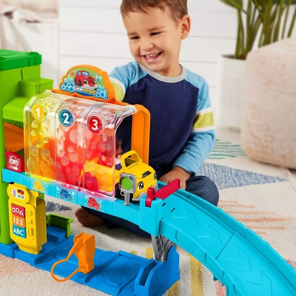 Fisher-Price Little People Toddler Toy Light-Up Learning Garage, Electronic Playset with Car & Figures for Preschool Pretend Play Kids Ages 1+ Years