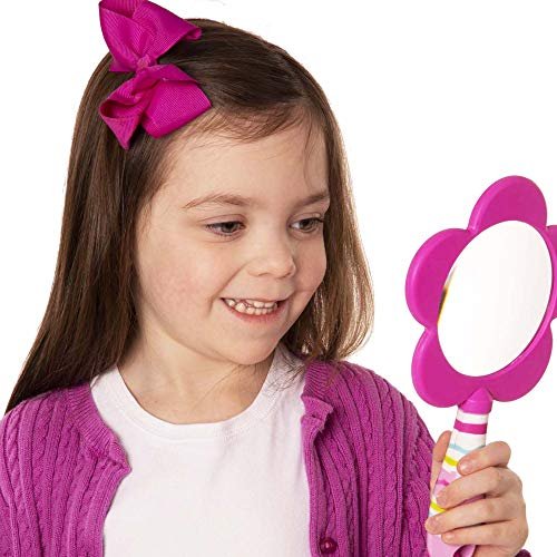 Melissa & Doug Sunny Patch Pretty Petals Flower Magnifying Glass With Shatterproof Lens